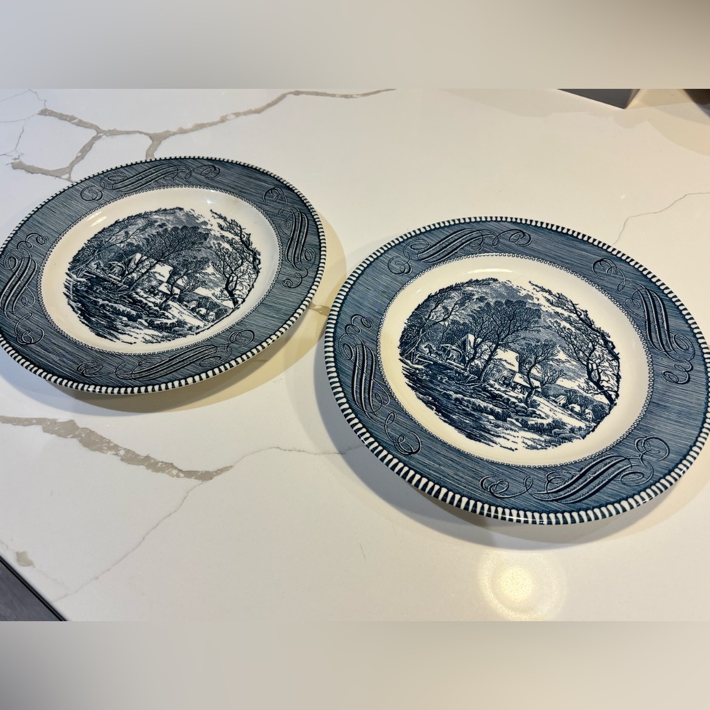 2 Currier & Ives Dinner Plates Blue and White 8β